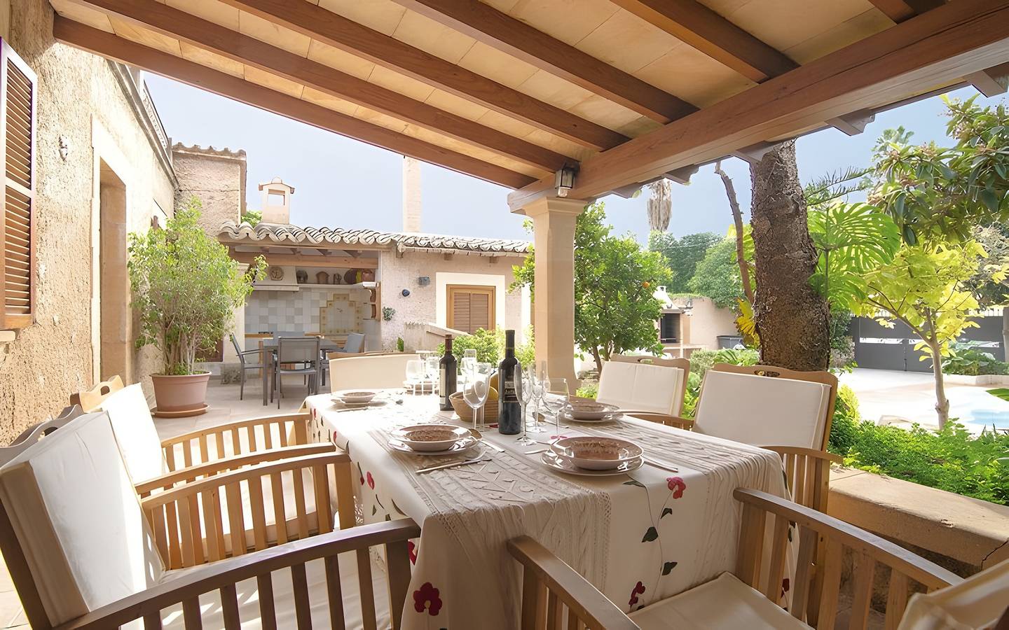 Holiday Home 'Los Abilios' with Private Pool, Wi-Fi and Air Conditioning in Sa Indioteria, Palma