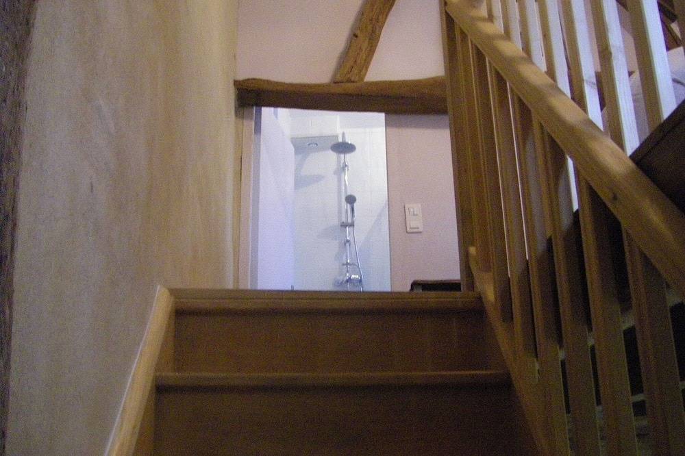 Maison avec cour intérieure, 2 à 4 couchages, à 2 pas du château d'Amboise. in Amboise, Région de Tours