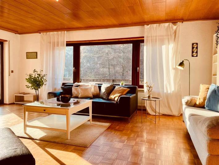 Ferienwohnung für 10 Personen, mit Ausblick und Garten, mit Haustier