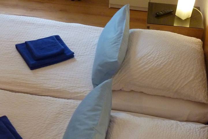 Ganze Wohnung, Lessing-Apartment zentral und ruhig in Düsseldorf für 1 bis 3 Personen in Oberbilk, Düsseldorf