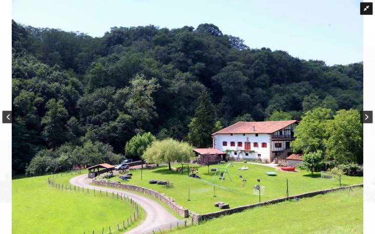 Casa rural con piscina para 2 personas, con Terraza y Jardín además de Piscina para niños y Piscina en Valle de Baztan