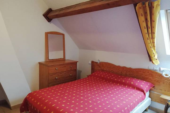 Gîte pour 4 personnes, avec jardin, animaux acceptés dans Lac de la Raviège - 2