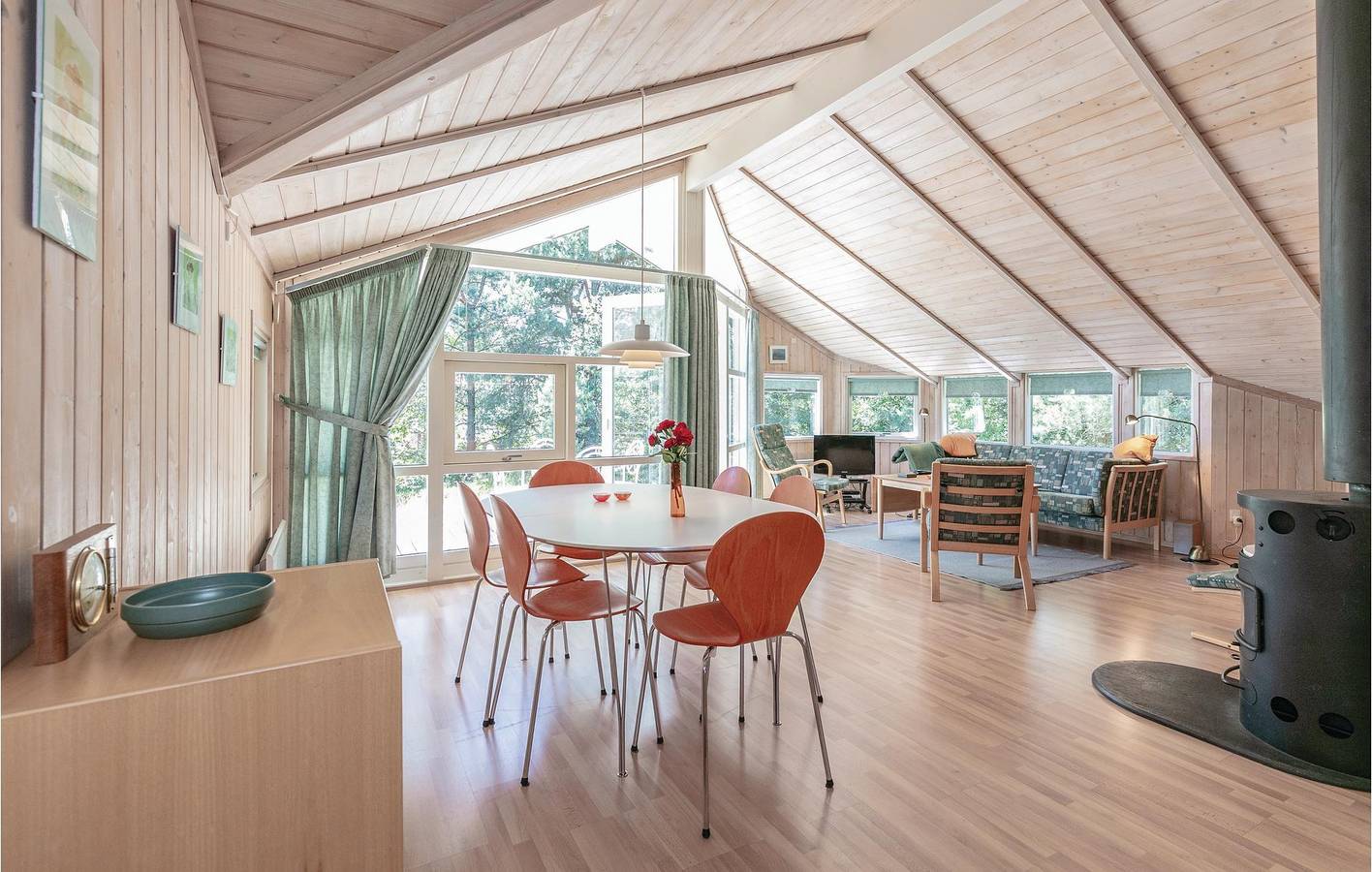 Ferienhaus für 6 Personen mit Terrasse in Østre Sømarken, Pedersker