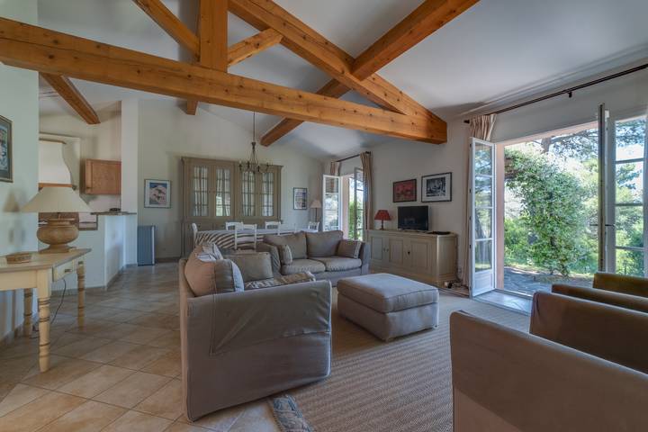 Location de vacances pour 6 personnes, avec terrasse et jardin à La Motte - 3