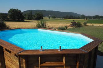 Gîte pour 6 personnes, avec piscine et jardin à Dauphin (homonymie)