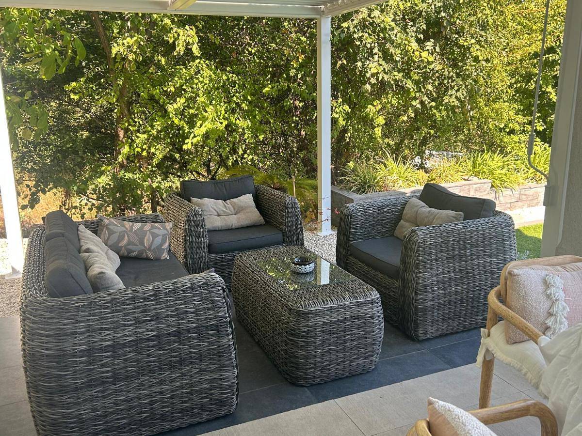Appartement de vacances entier, Suite 20m2 Dans Villa Piscine Jacuzzi in Gattières, Côte méditerranéenne (France)