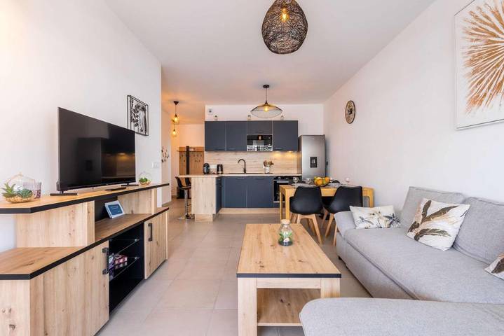 Gîte pour 4 personnes, avec terrasse dans Casino de Valras Plage