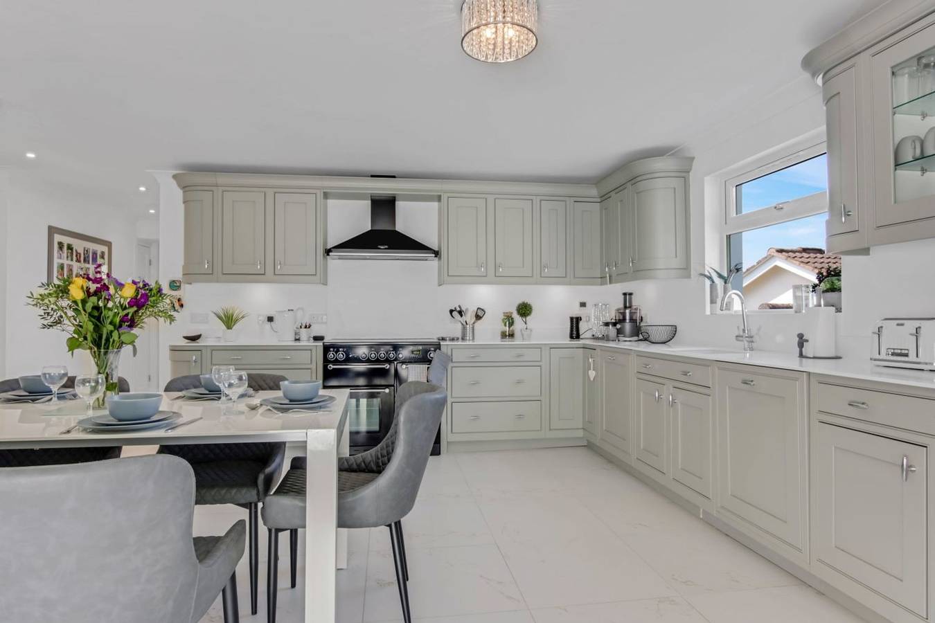 Coastal 4 bed retreat with sea views - Woolacombe in Devon