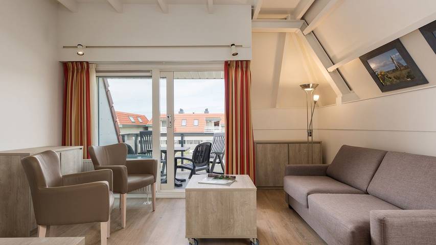 Ferienwohnung für 4 Personen, mit Pool und Garten auf Texel
