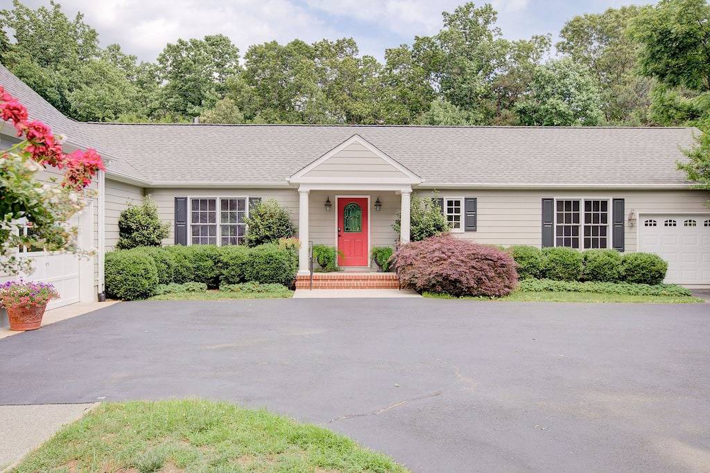 Ganze Wohnung, Ein ruhiges Ferienhaus nur eine kurze Autofahrt von Charlottesville und Uva entfernt in Albemarle County