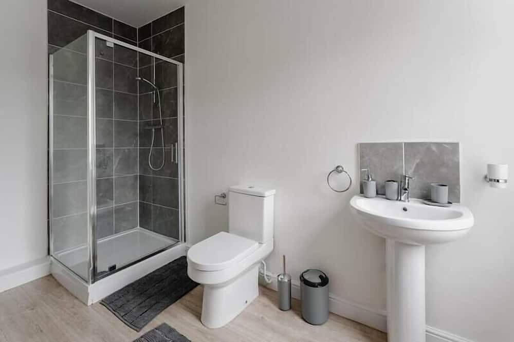 Entire apartment, Prescott Court in Halifax (West Yorkshire), West Yorkshire