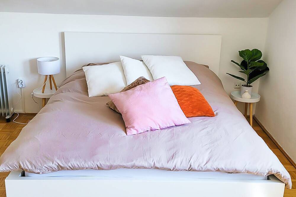 Ganze Wohnung, Dg \"R\" Helle 40m² 2-Zimmer Wohnung nähe Salzburg in Freilassing, Rupertiwinkel