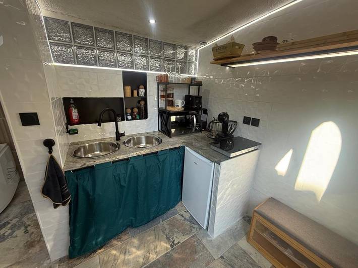 Gîte pour 2 personnes, avec jardin et vue à Pezens - 3