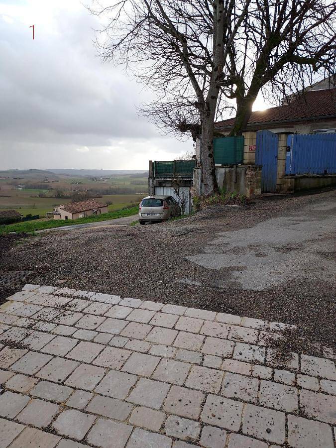 Gîte pour 3 personnes, avec jardin ainsi que terrasse et vue à Prayssas - 3
