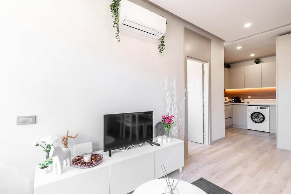 Ganze Wohnung, Central Studio w Balcony 10 min to Lara Beach in Antalya, Provinz Antalya