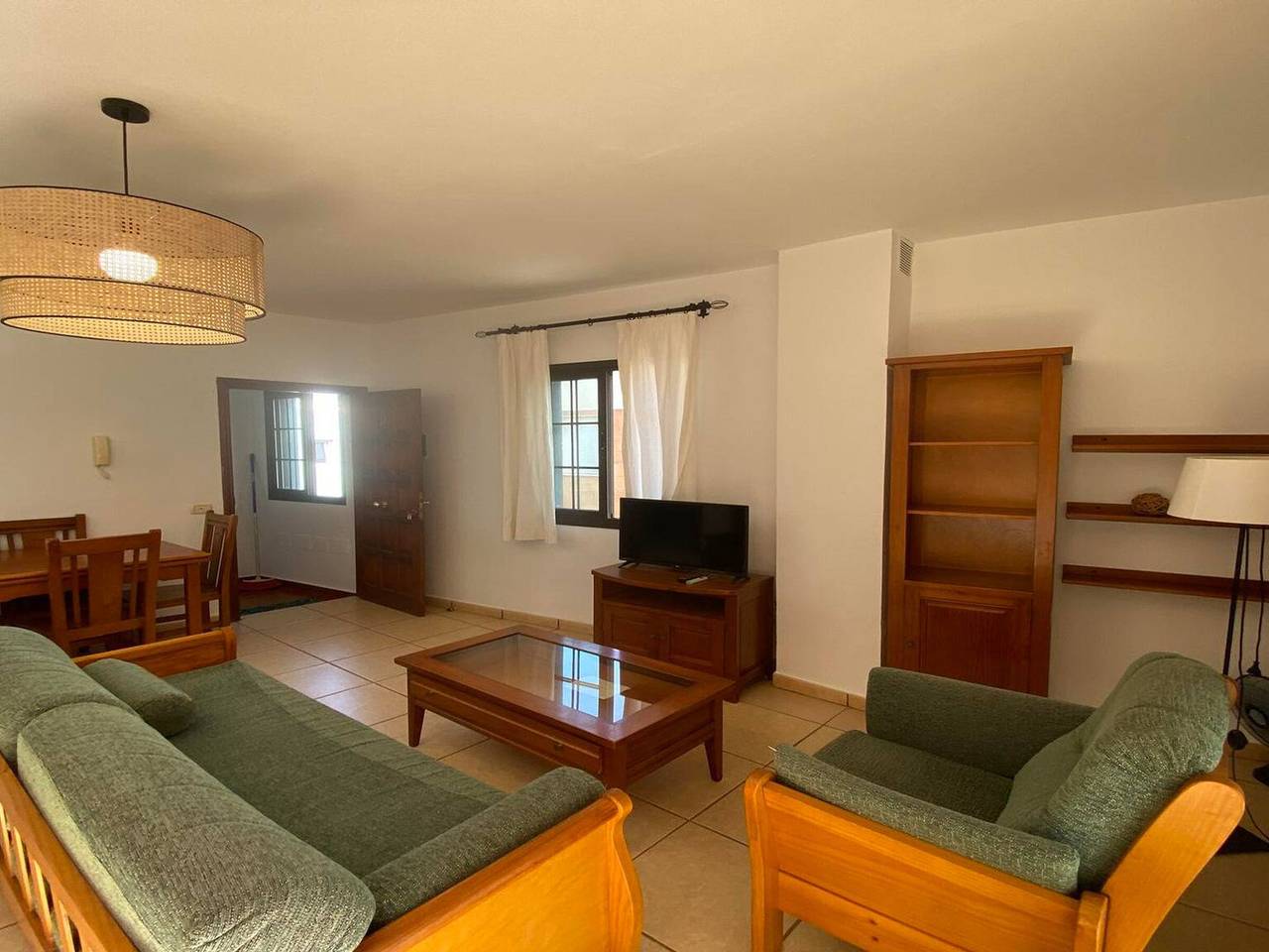 Ganze Wohnung, Geräumige Penthouse-Wohnung in Valle Gran Rey für 4 Pers. mit Wifi und Parkplatz in La Puntilla, Valle Gran Rey