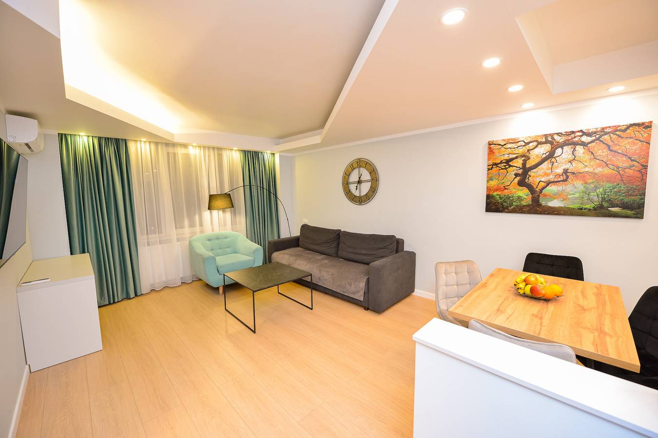 Cały apartament, Twin I - One Bedroom - 4 guests -  Cismigiu Gardens in Bukareszt, Walachia