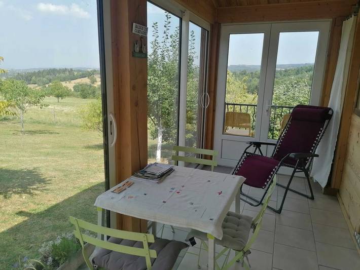 Maison de campagne pour 4 personnes, avec jardin et terrasse à Égliseneuve-des-Liards