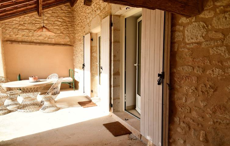 Gîte pour 4 personnes, avec terrasse ainsi que piscine et jardin dans le Lot-et-Garonne - 2