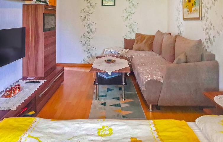Ferienwohnung für 4 Personen, mit Terrasse und Garten sowie Sauna und Seeblick in Nordwestuckermark - 4