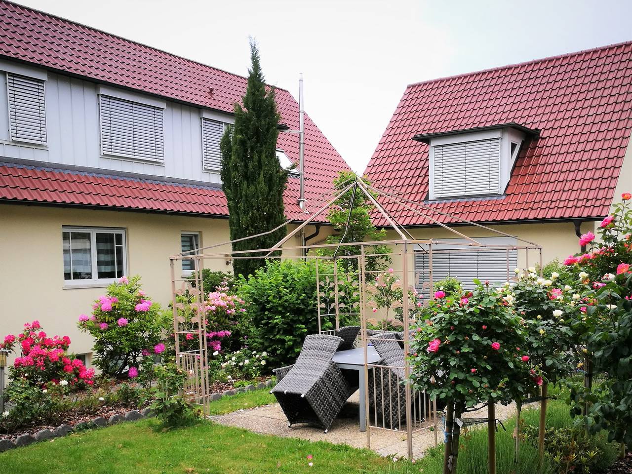 Ganze Ferienwohnung, Probst Vermietungen, Eigentümergemeinschaft - Ferienwohnung Emilia 2 mit 75 qm in Hagnau am Bodensee, Region Bodensee-Oberschwaben