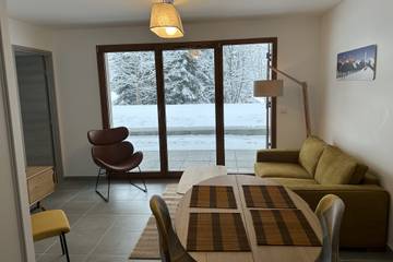 Gîte pour 4 personnes, avec terrasse dans Office De Tourisme De La Feclaz