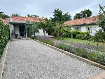 Gîte pour 4 personnes, avec jardin, animaux acceptés à Onesse-Laharie