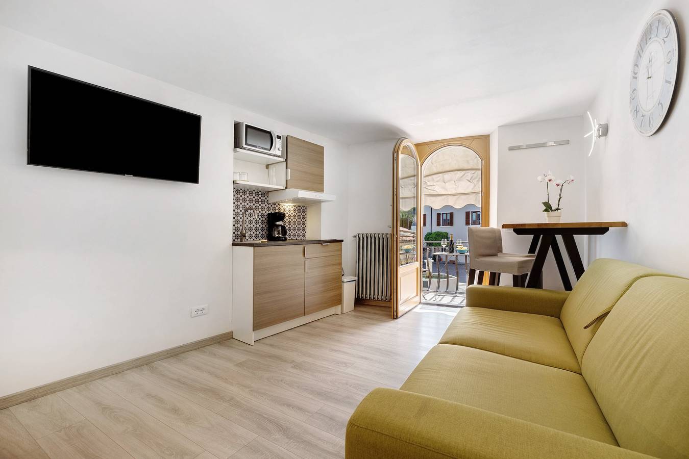 Einzimmerapartment 'Casa Ciarii 2' mit Bergblick, privater Terrasse und Wlan in Pieve, Tremosine