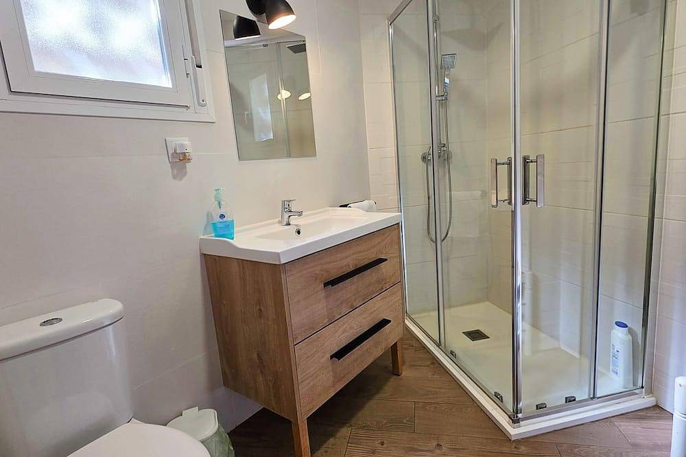 Apartamento entero, V3 Casa del Castillo Vut 1ª planta in La Adrada, Provincia de Ávila