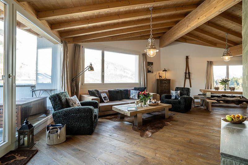 Ganze Wohnung, Die luxuriöse 4.5-Zimmer-Dachwohnung (150 m²) mit Sauna. in Flims-Dorf, Flims