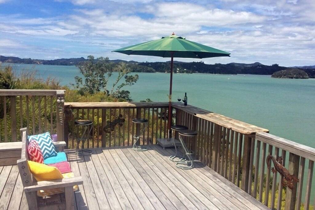 Atemberaubende Aussicht in einer herrlichen Lage am Wasser in Paihia, Bay Of Islands
