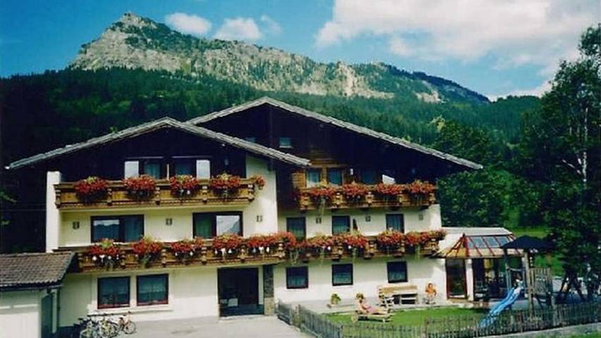 Ferienwohnung für 3 Personen, mit Balkon, mit Haustier in Tannheim (Tirol)