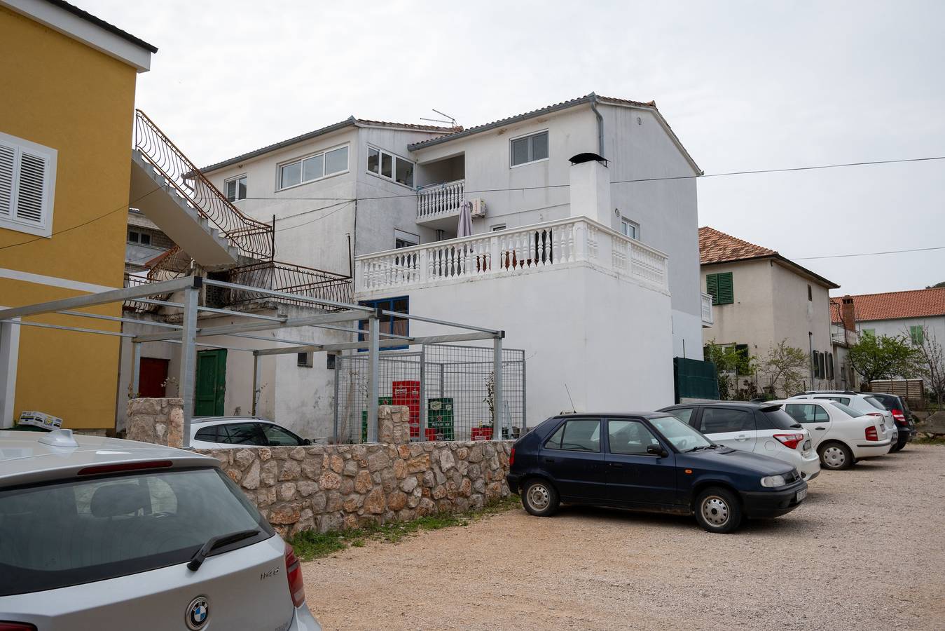 Ganze Wohnung, 1-Zimmer-Ferienwohnung mit Terrasse und Meerblick Tkon, Pasman A-17360-c in Tkon, Pasman