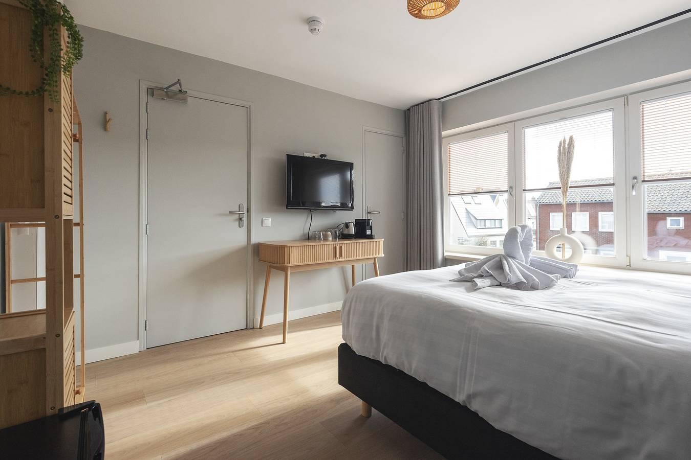 Coastal Inn - Private Room in Zandvoort, Mar del Norte Holanda