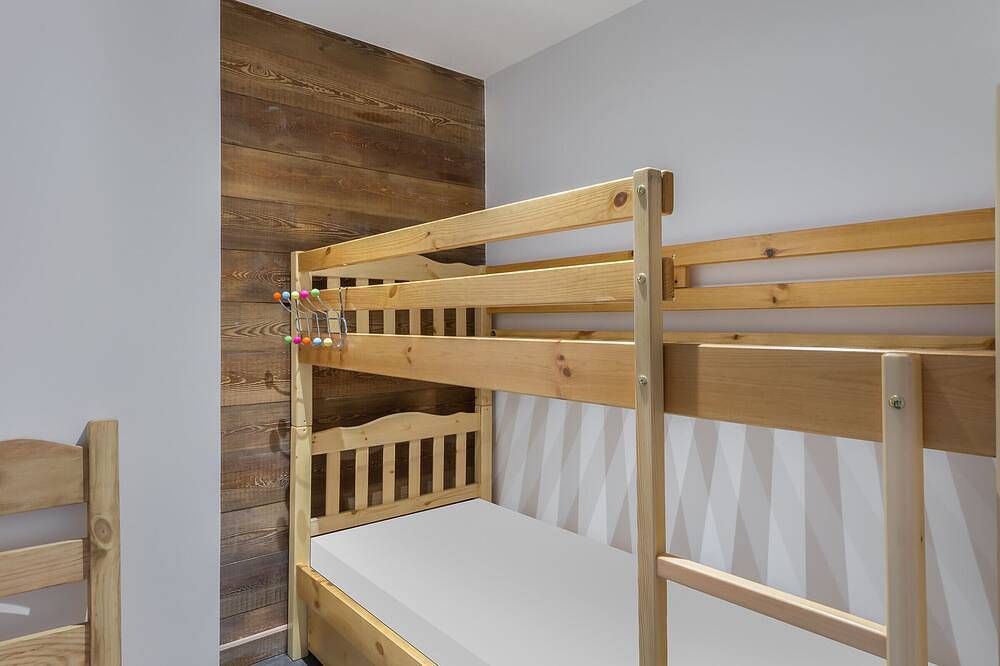 Apartamento entero, Apartamento renovado cerca de las pistas con vista a las montañas y acomodaciones para 6 personas in Courchevel 1650 (Moriond), Saint-Bon-Tarentaise