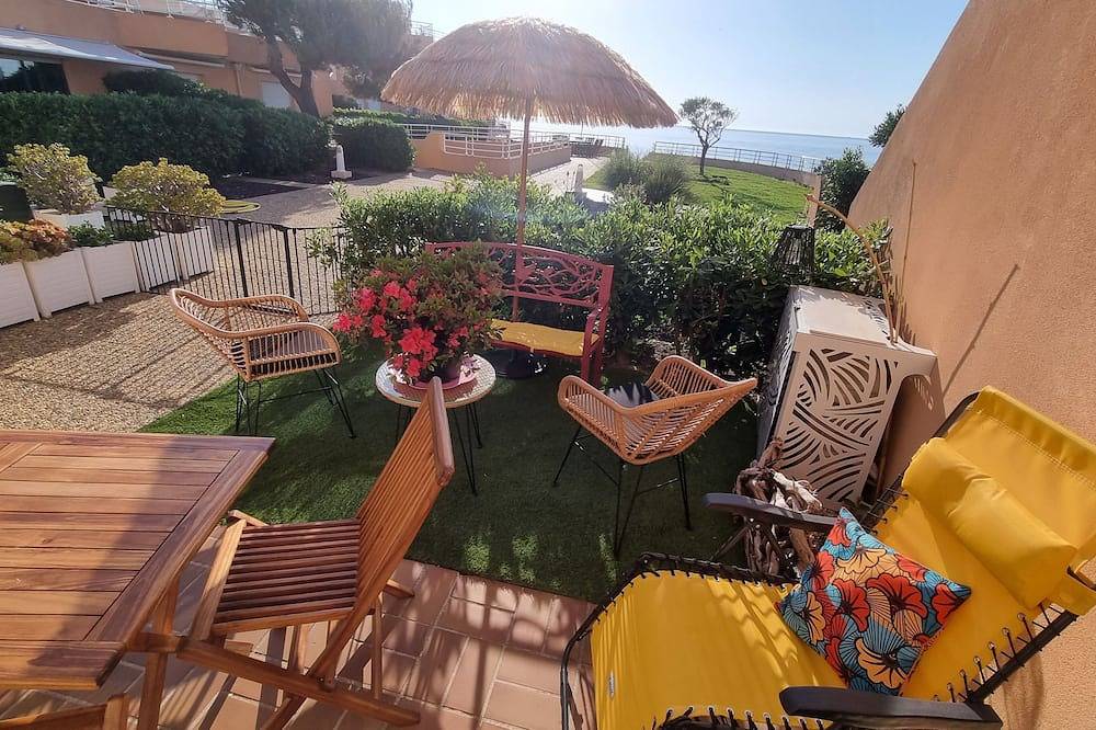 Geheel appartement, Rez De Jardin T2 Standing Cap Neree Vue Mer Clim Wifi Parking Piscine in Le Trayas, Massif de l'Esterel