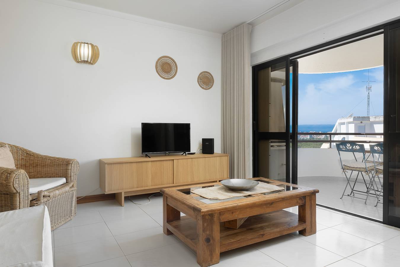 Geheel appartement, Appartement "Tropicana" met gedeeld zwembad & Wi-Fi in Vilamoura, Quarteira