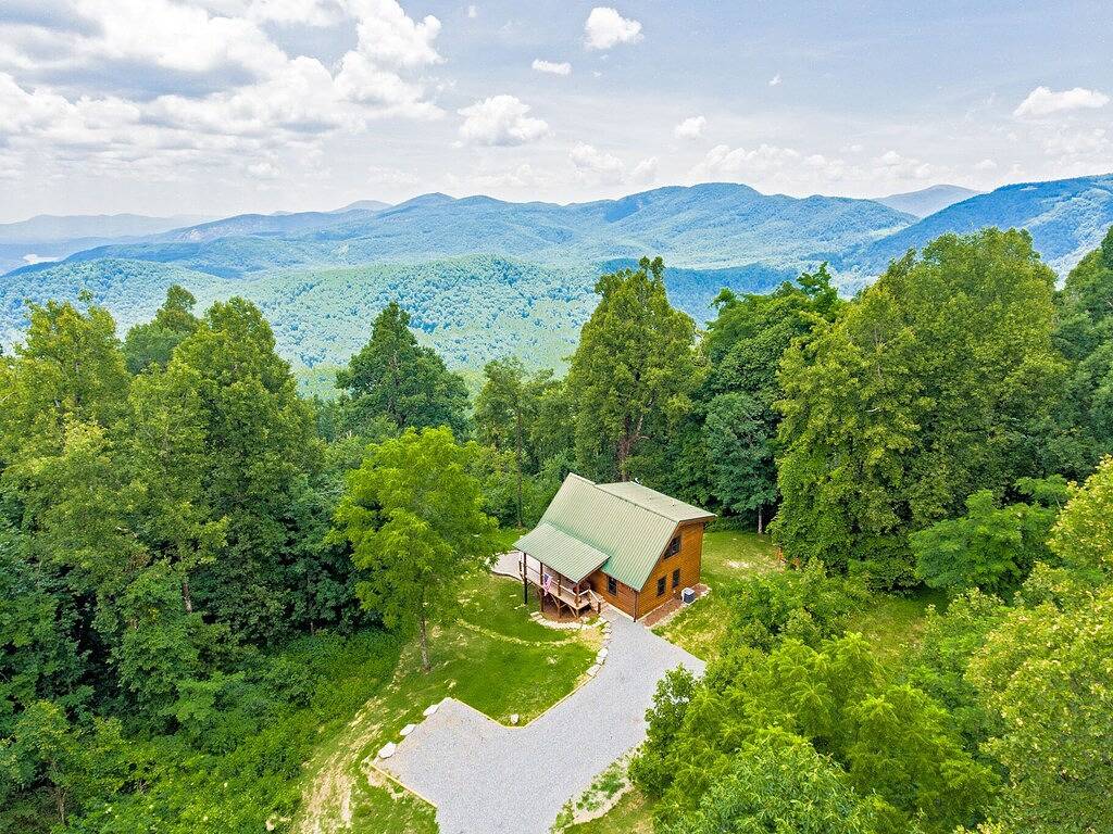 In der Nähe von Asheville w / Awesome Mountain View! in McDowell County