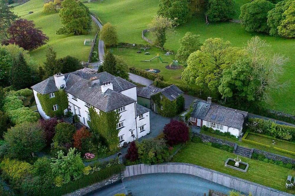 Luxuriöses Landhaus für bis zu 18 Personen im Herzen des Beatrix Potter Lake District in Far Sawrey, Lake District
