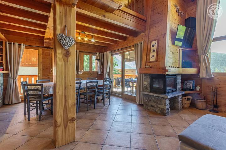Gîte pour 10 personnes, avec Balcon et Terrasse ainsi que Jardin et Sauna à Peisey-Nancroix - 4