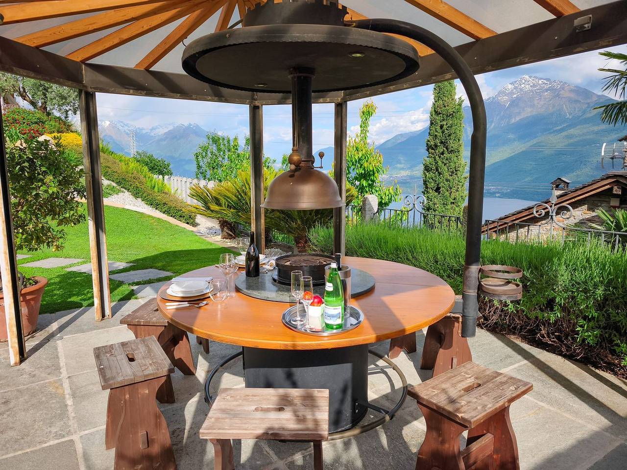 Ganze Wohnung, Torretta Ferienwohnung mit Dachterrasse in Stazzona, Stazzona und Umgebung