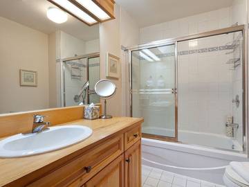 Holiday Apartment for 12 People in Whistler, Whistler Blackcomb, Photo 3