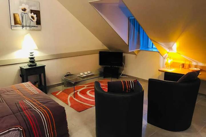 Gîte pour 4 personnes, avec jardin ainsi que jacuzzi et sauna, animaux acceptés à La Ferrière-aux-Étangs - 2