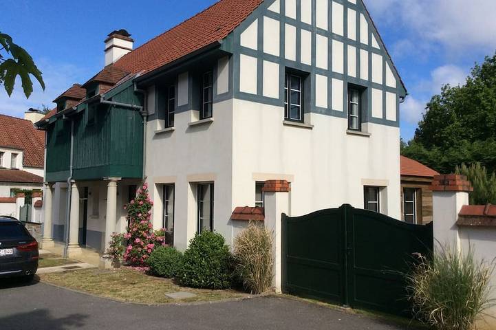 Maison de Vacances Tout Confort Endroit Tranquille in Hardelot Plage, Neufchâtel-Hardelot