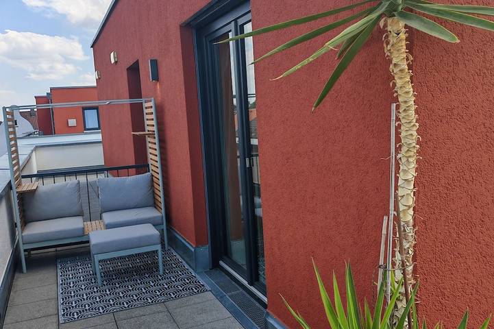 Ganze Wohnung, Penthouse-Wohnung mit Kingsize-Balkon im Herzen von Straubing in Straubing, Ostbayern
