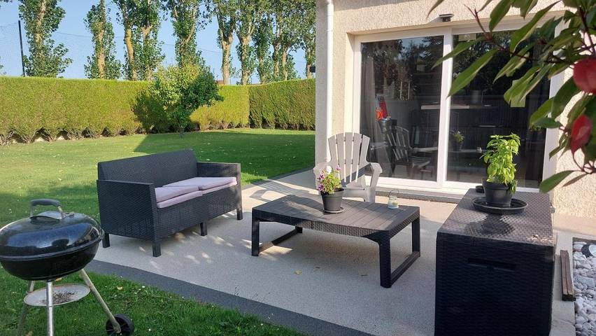 Gîte pour 4 personnes, avec jardin à Saint-Sauveur-d'Émalleville