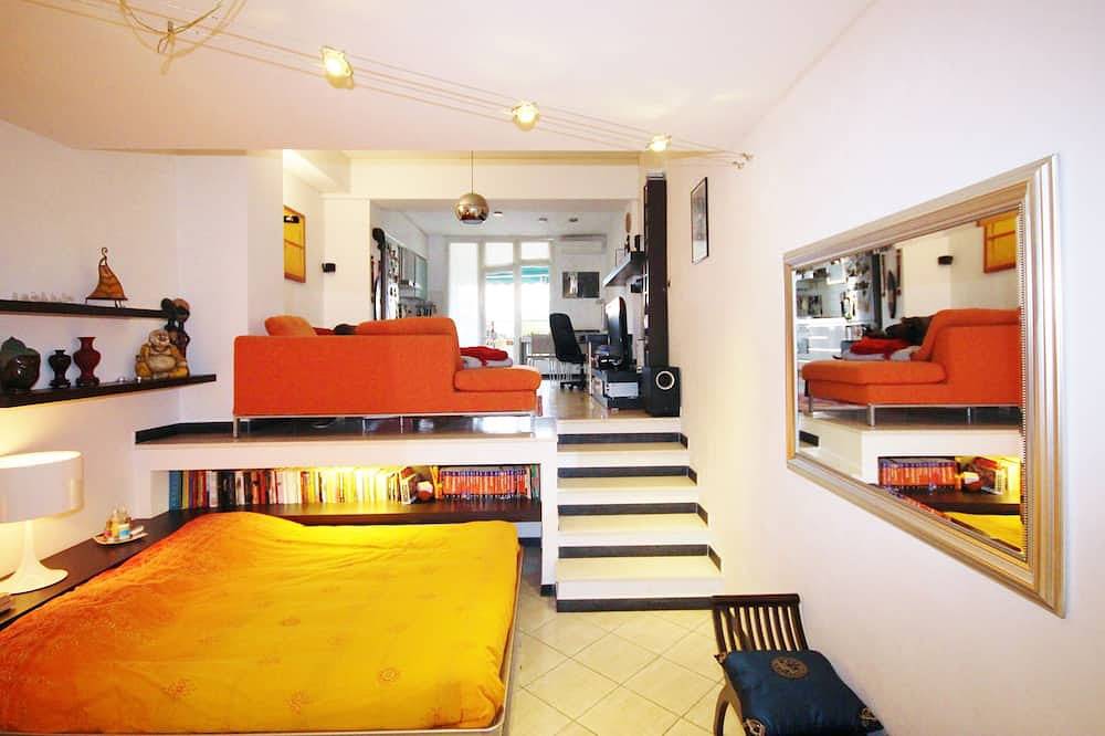 Entire apartment, Lofts between Albissola and Savona in Savona (City), Savona