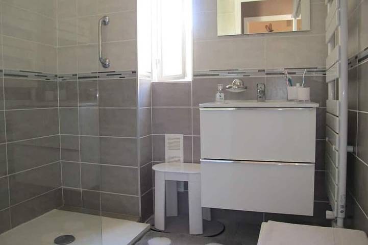 Gîte pour 4 personnes dans Office de Tourisme de Saint-Raphaël - 4