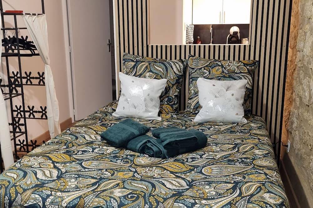 Entire apartment, Studio Atypique, Cosy et Neuf au Centre-ville in Angoulême, Charente