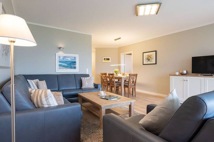 Ganze Wohnung, Große 4-Zimmer Ferienwohnung mit ca.117 m², für bis zu 7 Personen in Nordfriesische Inseln (Schleswig-Holstein) (Schleswig-Holstein), Wenningstedt